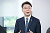 Second Vice Minister of Science and ICT Ryu Je-myung holds a press briefing with reporters at the ministry’s press room at Government Complex Sejong on June 30. [YONHAP]