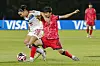 Korea's Bae Ye-bin, right, in action against Marianyela Jimenez of Venezuela during a FIFA U-20 Women's World Cup match at Techo Stadium in Bogota, Colombia on Wednesday. [EPA/YONHAP]