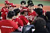 Teammates congratulate Choi Jeong, center, after his 468th career home run on Wednesday at Sajik Baseball Stadium in Busan. [NEWS1]