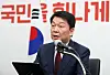 Presidential candidate Ahn Cheol-soo of the People Power Party speaks at a press conference held in Daegu on April 21. [NEWS1]