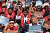 Members of the Korean Confederation of Trade Unions, the Korean Metal Workers’ Union and the Migrants’ Trade Union in Korea call for an end to the forced labor and outsourcing of hazardous work for migrant workers during the '2025 Migrant Workers’ May Day' rally near Bosingak Pavilion in Jongno District, Seoul, on April 27. [YONHAP]