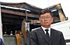 Aricell CEO Park Soon-kwan answers questions from the press at the firm's lithium battery plant in Hwaseong, Gyeonggi, on June 25, 2024, following a fire that killed 23 people. The blaze broke out at 10:31 a.m. on June 24, 2024, at the battery manufacturer’s facility in Jeongok-ri, Hwaseong. [JOINT PRESS CORPS]