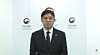First Vice Land Minister Lee Sang-kyeong apologizes on Oct. 23 via a YouTube livestream for his recent controversial remarks on real estate and allegations of engaging in a speculative gap investment. [SCREEN CAPTURE]