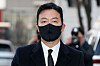 Kim Sung-hoon, deputy chief of the Presidential Security Service (PSS), walks into the National Office of Investigation (NOI) headquarters in Seodaemun District, western Seoul, on Jan. 17. [NEWS1]
