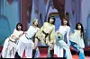Members of girl group Le Sserafim perform their new song 'Hot' during a showcase held on March 14 at the Yes24 Live Hall music venue in eastern Seoul for the group's fifth EP 'Hot.' [DANIELA GONZALEZ PEREZ]