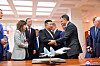 In this photo released by Pyongyang's state-controlled Korean Central News Agency (KCNA) on Sept. 16, 2023, North Korean leader Kim Jong-un's sister Kim Yo-jong, far right, is seen holding what appears to be quilted black Lady Dior bag during her brother's visit the day before to the Yuri Gargarin aircraft factory in Komsomolsk-on-Amur, Russia. [YONHAP]