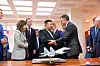 In this photo released by Pyongyang's state-controlled Korean Central News Agency (KCNA) on Sept. 16, 2023, North Korean leader Kim Jong-un's sister Kim Yo-jong, far right, is seen holding what appears to be quilted black Lady Dior bag during her brother's visit the day before to the Yuri Gargarin aircraft factory in Komsomolsk-on-Amur, Russia. [YONHAP]