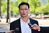 Former division commander Lim Seong-geun answers reporters' questions before his questioning at the Corruption Investigation Office for High-ranking Officials in Gwacheon, Gyeonggi, on April 30. [NEWS1]