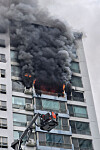 Two dead, 13 injured in apartment blaze in western Seoul