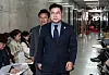 Liberal Democratic Party floor leader Park Chan-dae walks in to a chamber where a closed-door supreme council meeting was convened at the National Assembly in western Seoul on April 1. [NEWS1]