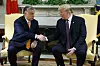 President Donald Trump shakes hands with Hungarian Prime Minister Viktor Orban in the Oval Office of the White House, May 13, 2019, in Washington. [AP/YONHAP]