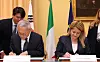 Culture Minister Yu In-chon, left, and Maria Tripodi, undersecretary of state to the Ministry of Foreign Affairs and International Cooperation, sign a memorandum of understanding at the ministry's building in Rome in a bid to successfully carry out the “2024–2025 Korea–Italy Year of Mutual Cultural Exchange,” which was marks 140 years of diplomatic relations between Korea and Italy, on May 3. [MINISTRY OF CULTURE, SPORTS AND TOURISM]