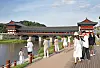 Students view Woljeonggyo Bridge on July 3. [PARK SANG-MOON]
