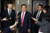 Lee Jin-bok, president's senior secretary on political affairs, speaks to reporter after meeting with the head of the People Power Party's innovation committee, Ihn Yo-han, also known as John Linton, at the party's headquarters in Seoul on Wednesday. [NEWS1]