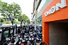 Merchants and customers affected by TMON and WeMakePrice's liquidity crisis stage a protest in front of TMON's headquarters in Gangnam District, southern Seoul, on Aug. 13. [NEWS1]
