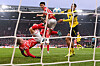 Mainz's Lee Jae-sung scores the opening goal during a Bundesliga football match between Mainz and Dortmund in Mainz, Germany on Saturday.  [AFP/YONHAP]