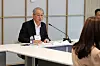Woori Financial Group Chairman Yim Jong-yong speaks during a conference with analysts held at the group's headquarters in western Seoul on Thursday. [WOORI BANK]