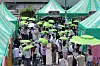 Visitors crowd the 2025 Olive Young Festa, Korea’s largest experiential beauty and health festival, held at Nodeul Island in western Seoul on May 22. [NEWS1]