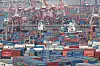 A view of Sinseondae Pier and Gamman Pier, container-only terminals in Busan on June 1. [JOONGANG ILBO]