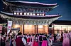 Visitors to last year's K-Culture Royal Festival at Deoksu Palace in Jung District, central Seoul, participate in its programs wearing hanbok, otherwise known as Korean traditional dress. [KOREA HERITAGE AGENCY]