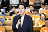 Lee Jun-seok, then presidential candidate for the Reform Party, speaks to party members at the National Assemby in western Seoul on the results from Korea's 2025 presidential election on June 3. [NEWS1]