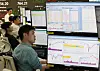 Korean bourse Kospi closes at 2,855.77, up 1.55 percent compared to the previous day, on June 9, continuing a rising streak since June 2. [YONHAP]
