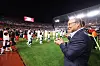 Former Vietnamese national team manager Park Hang-seo, right, encourages Vietnamese players before a friendly between Korea and Vietnam at Suwon World Cup Stadium in Suwon, Gyeonggi on Oct. 17. [YONHAP]