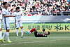 FC Seoul captain Jesse Lingard, right, reacts during a K League 1 match against Gimcheon Sangmu at the Seoul World Cup Stadium in western Seoul on March 3. [YONHAP]