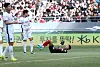 FC Seoul captain Jesse Lingard, right, reacts during a K League 1 match against Gimcheon Sangmu at the Seoul World Cup Stadium in western Seoul on March 3. [YONHAP]