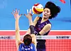 Heungkuk Life Insurance Pink Spiders outside hitter Lee Jae-yeong attacks during a V League match against the Hwaseong IBK Altos in Hwaseong, Gyeonggi on Nov. 27, 2020. [YONHAP]
