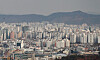 A view of apartment buildings in Seoul is seen in this file photo from 2021. [YONHAP]