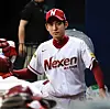 Lee Jung-hoo appears for the Nexen Heroes during his rookie season in 2017 [JOONGANG ILBO]