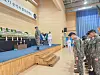 Service members bow their heads in silent tribute at the joint memorial altar for the victims of the Navy patrol aircraft crash, set up at the Navy Air Command gymnasium in Pohang, North Gyeongsang, on May 30. [JOONGANG ILBO]