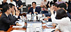 Democratic Party Rep. Kim Ju-young, chair of the National Assembly’s Environment and Labor Committee subcommittee, center, and lawmakers speak during a subcommittee meeting on the 'Yellow Envelope Act' at the National Assembly in western Seoul on July 28. [JOONGANG ILBO]