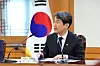Acting President and Education Minister Lee Ju-ho speaks at a Cabinet meeting at the government complex in Jongno District, central Seoul, on May 2. [MINISTRY OF EDUCATION]