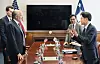 Korea's Industry Minister Kim Jung-kwan, right, talks with U.S. Secretary of Commerce Howard Lutnick, left, during a meeting at the U.S. Department of Commerce in Washington on July 24.[MINISTRY OF TRADE, INDUSTRY AND ENERGY]