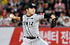 KT Wiz pitcher Park Yeong-hyun pitches during a KBO game against the Kia Tigers at Suwon KT Wiz Park in Suwon, Gyeonggi, on May 21. [NEWS1]