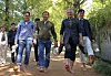 Culture Minister Yu In-chon walks bare-feet in Damyang on Oct. 17 during his visit as part of the ministry's Local 100 project. [MINISTRY OF CULTURE, SPORTS AND TOURISM]