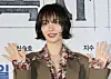Actor Nana waves to reporters during a press conference held at the Lotte Cinema Konkuk University branch in eastern Seoul on June 17. [YONHAP]