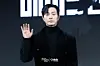 Actor Jung Sung-il poses for photos during a press conference for the Disney+ series “Made in Korea” at the Grand InterContinental Seoul Parnas in southern Seoul on Dec. 15. [DANIELA GONZALEZ PEREZ]