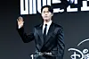 Actor Kang Gil-woo poses for photos during a press conference for the Disney+ series “Made in Korea” at the Grand InterContinental Seoul Parnas in southern Seoul on Dec. 15. [DANIELA GONZALEZ PEREZ]