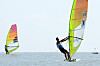 Cho Won-woo of Korea leads the pack in the men's RS:X class at Ningbo Xiangshan Sailing Center in Ningbo, China on Monday.  [AP/YONHAP]
