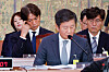 Korean national team manager Hong Myung-bo, left of middle row, KFA Chairman Chung Mong-gyu, front center, and KFA Technical Director Lee Lim-saeing, right, during the parliamentary committee on culture, sports and tourism at the National Assembly in western Seoul on Sept. 24. [NEWS1]