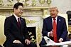 South Korean President Lee Jae Myung, right, listens as U.S. President Donald Trump speaks inside the Oval Office of the White House in Washington on Aug. 25. [JOINT PRESS CORPS]