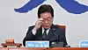Lee Jae-myung, head of the liberal Democratic Party (DP), attends a meeting of the party's supreme council at the National Assembly in western Seoul on March 12. [YONHAP]