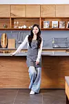 Singer Umji of girl group Viviz poses for photos during an interview with the JoongAng Ilbo. [JOONGANG ILBO]