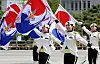 Female honor guards perform at the War Memorial of Korea in Yongsan District, central Seoul, on May 19. [NEWS1]