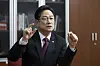 People Power Party Rep. Park Soo-young speaks during an interview with the JoongAng Ilbo at his office in the National Assembly in Yeouido, western Seoul, on March 26. [JOONGANG ILBO]