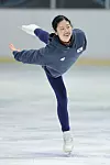 Lee Hae-in smiles while practicing on ice rink in northern Seoul on Jan. 4, four days after securing her slot for the Olympics. [YONHAP]