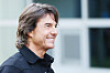 Hollywood star Tom Cruise greets fans upon arriving at Gimpo International Airport in western Seoul to promote his new film on May 7. [YONHAP]
